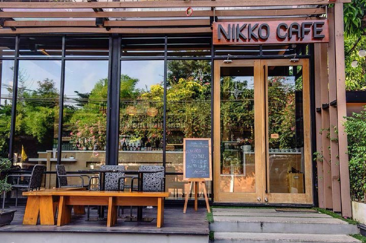 Nikko Cafe (Ekkamai 12)