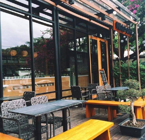Nikko Cafe (Ekkamai 12)