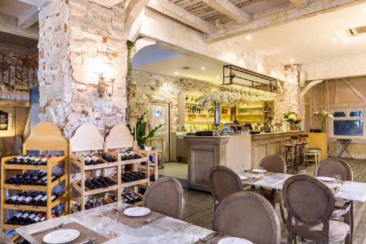 Parlour Restaurant & Bar at CDC