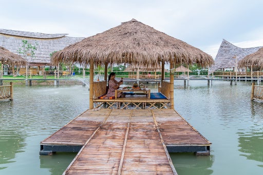 Rice Field View Cafe Nakhon Pathom