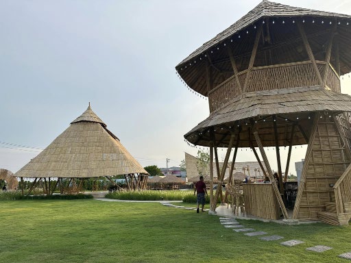 Rice Field View Cafe Nakhon Pathom