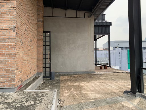 Show DC Rooftop & (Sofa for setup)