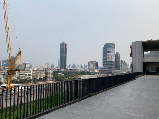 Show DC Rooftop & (Sofa for setup)