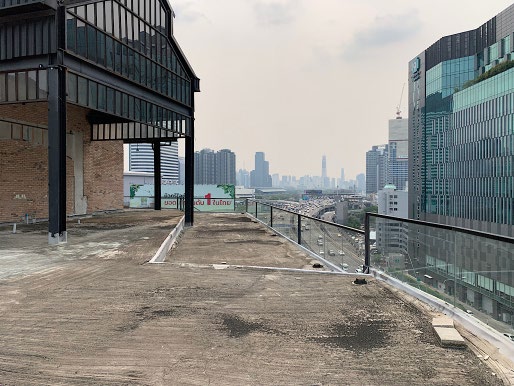 Show DC Rooftop & (Sofa for setup)