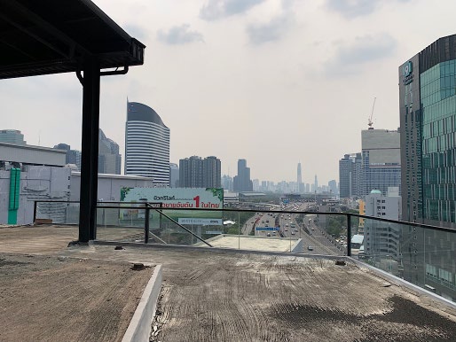 Show DC Rooftop & (Sofa for setup)