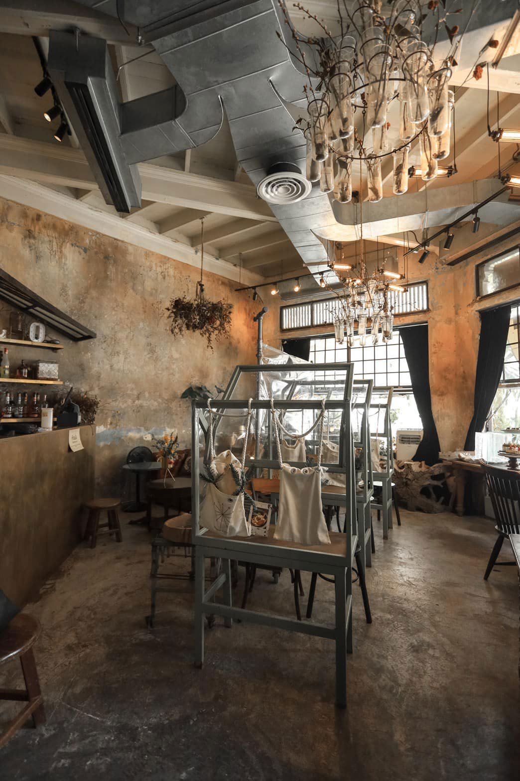 Wall Flower cafe  Bkk