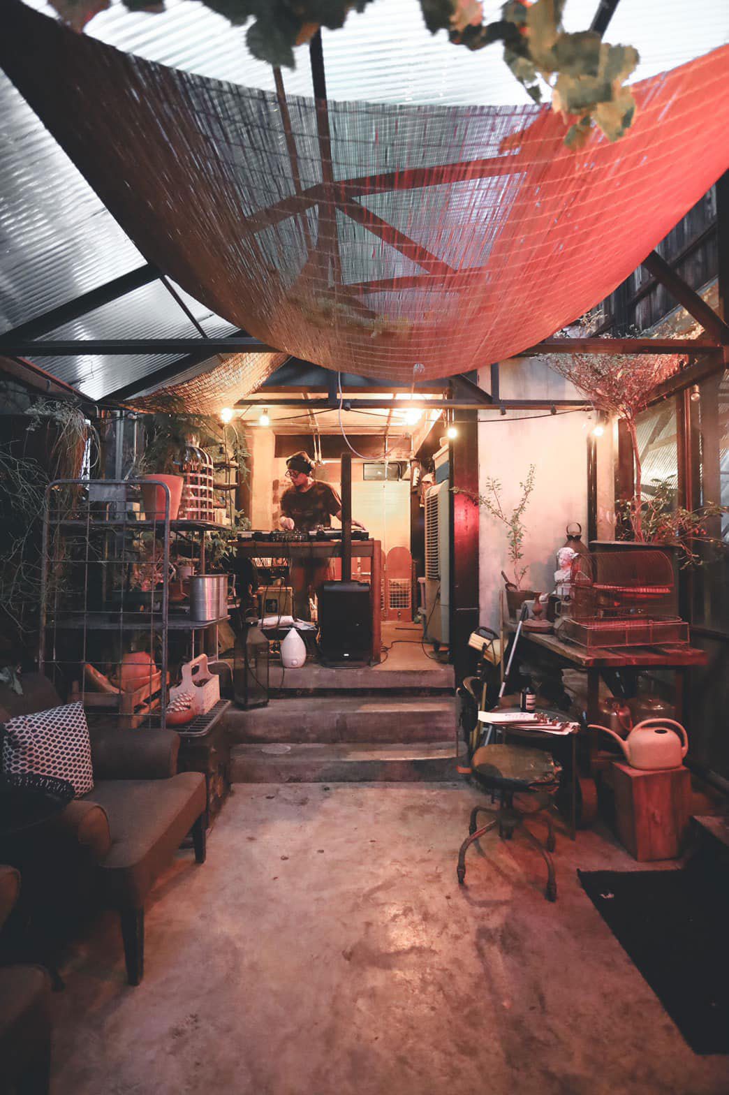 Wall Flower cafe  Bkk