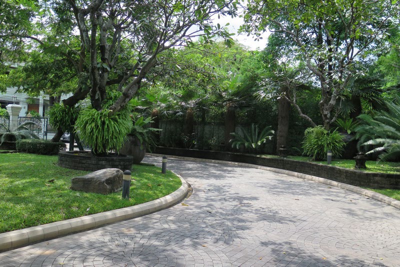 Tang House