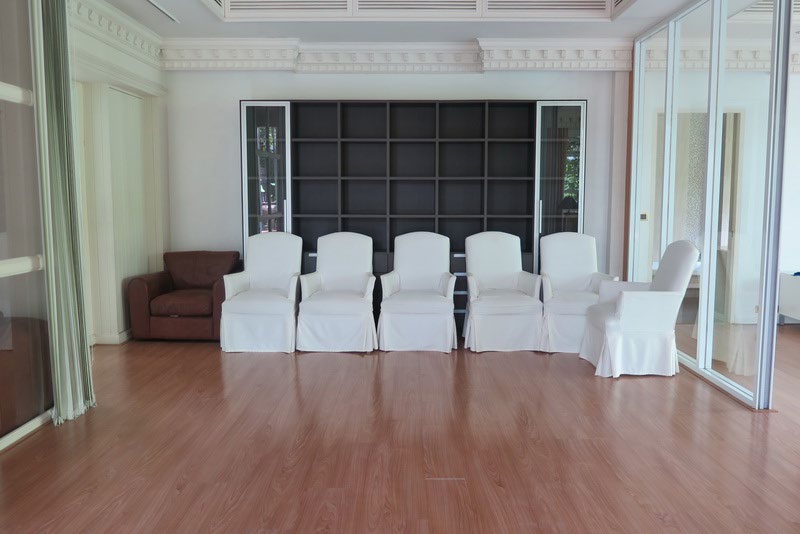 Tang House