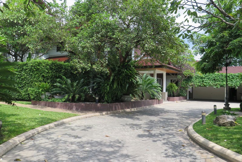 Tang House