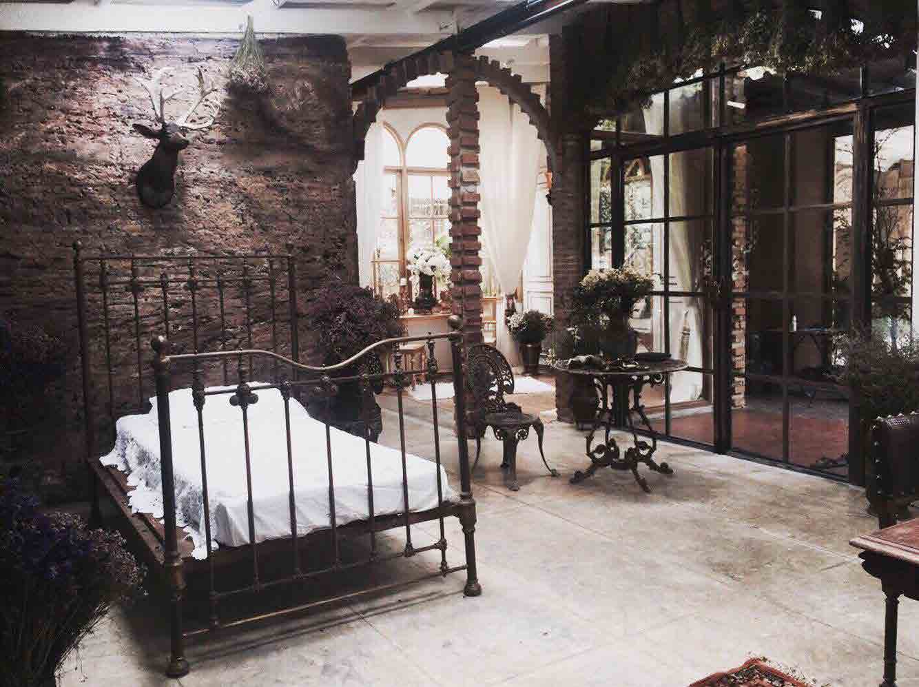 The Grand Carpe Diem Studio