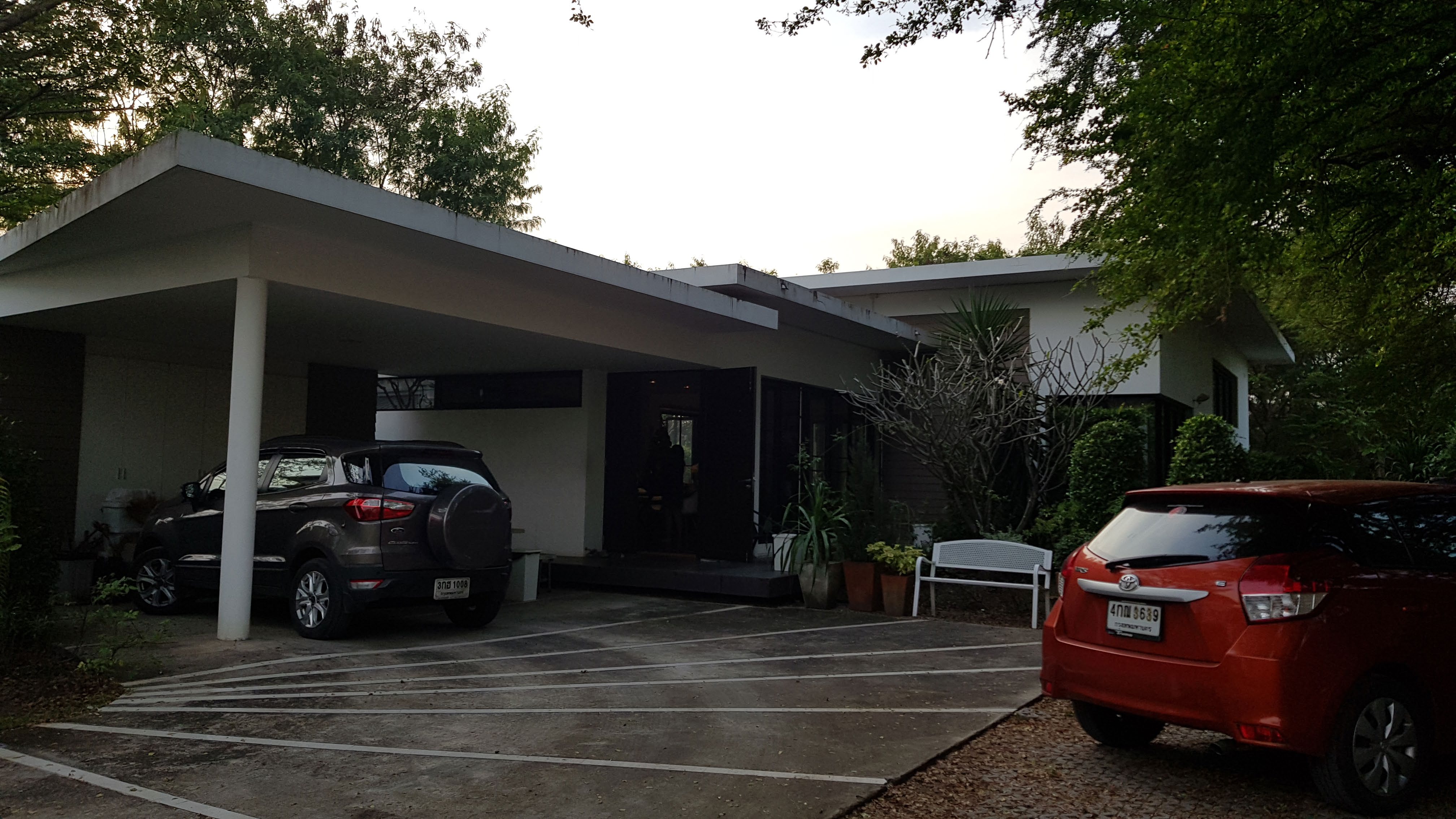 Aeum House Villa