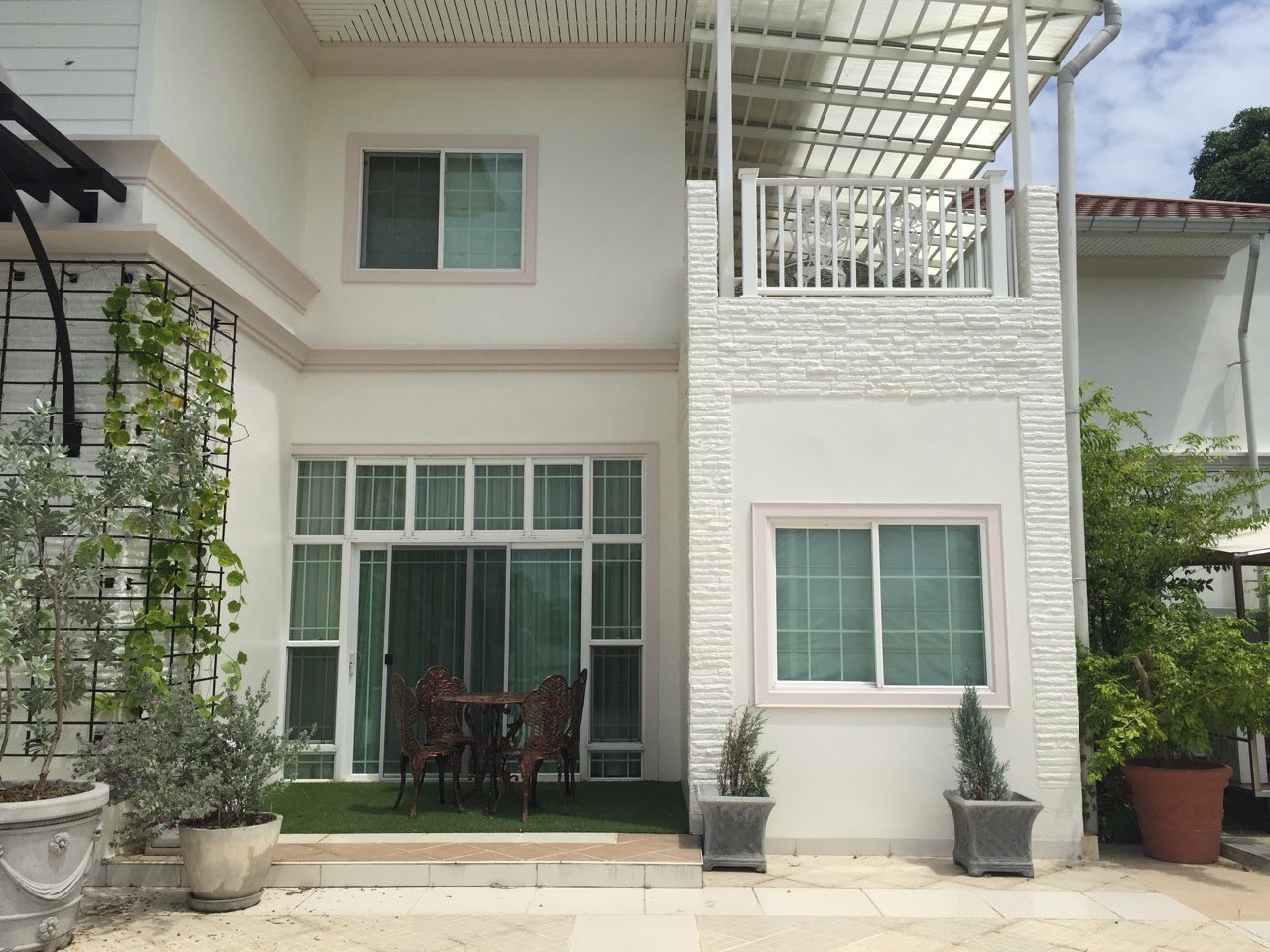 Bang Na House