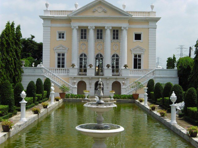 French Mood house