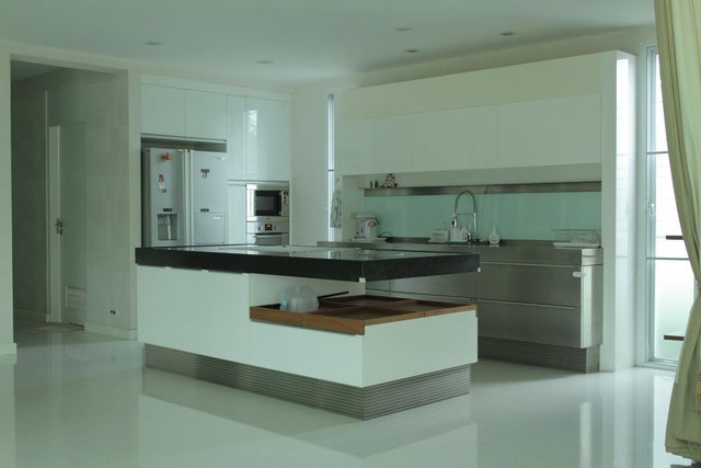 Noodle - Location Kitchen & M House L