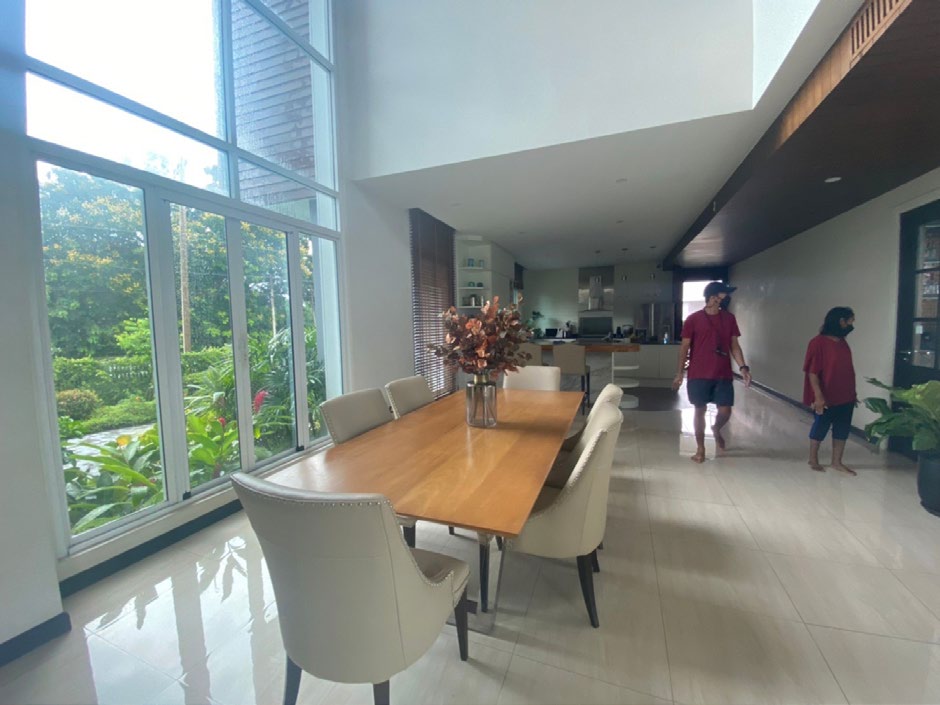Parichat House