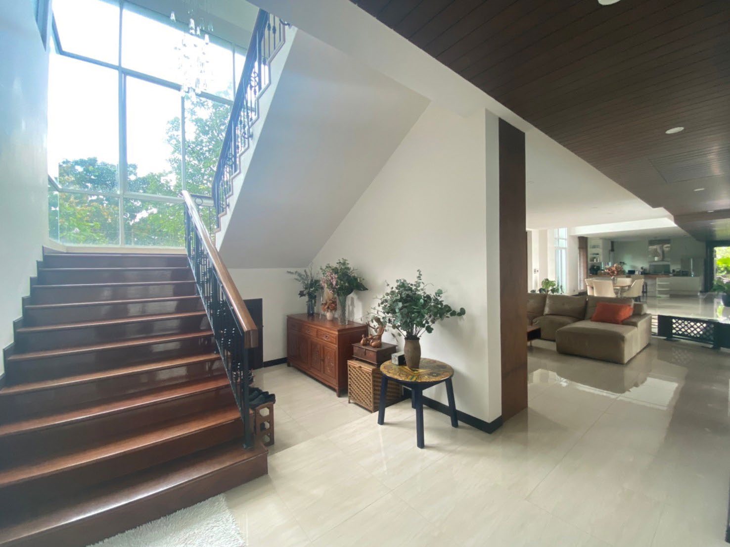 Parichat House
