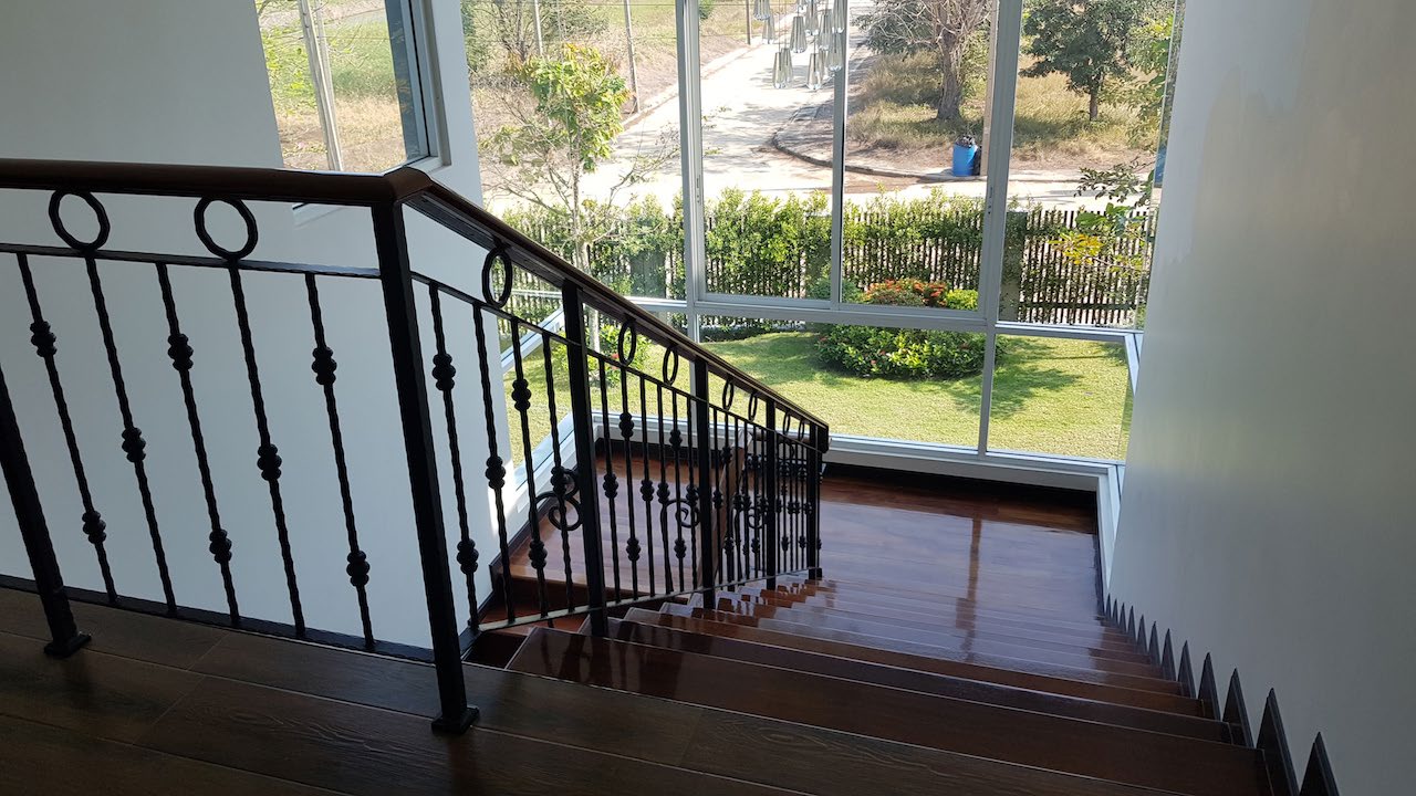 Parichat House