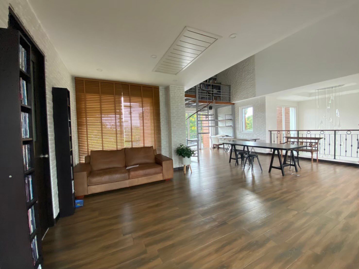 Parichat House