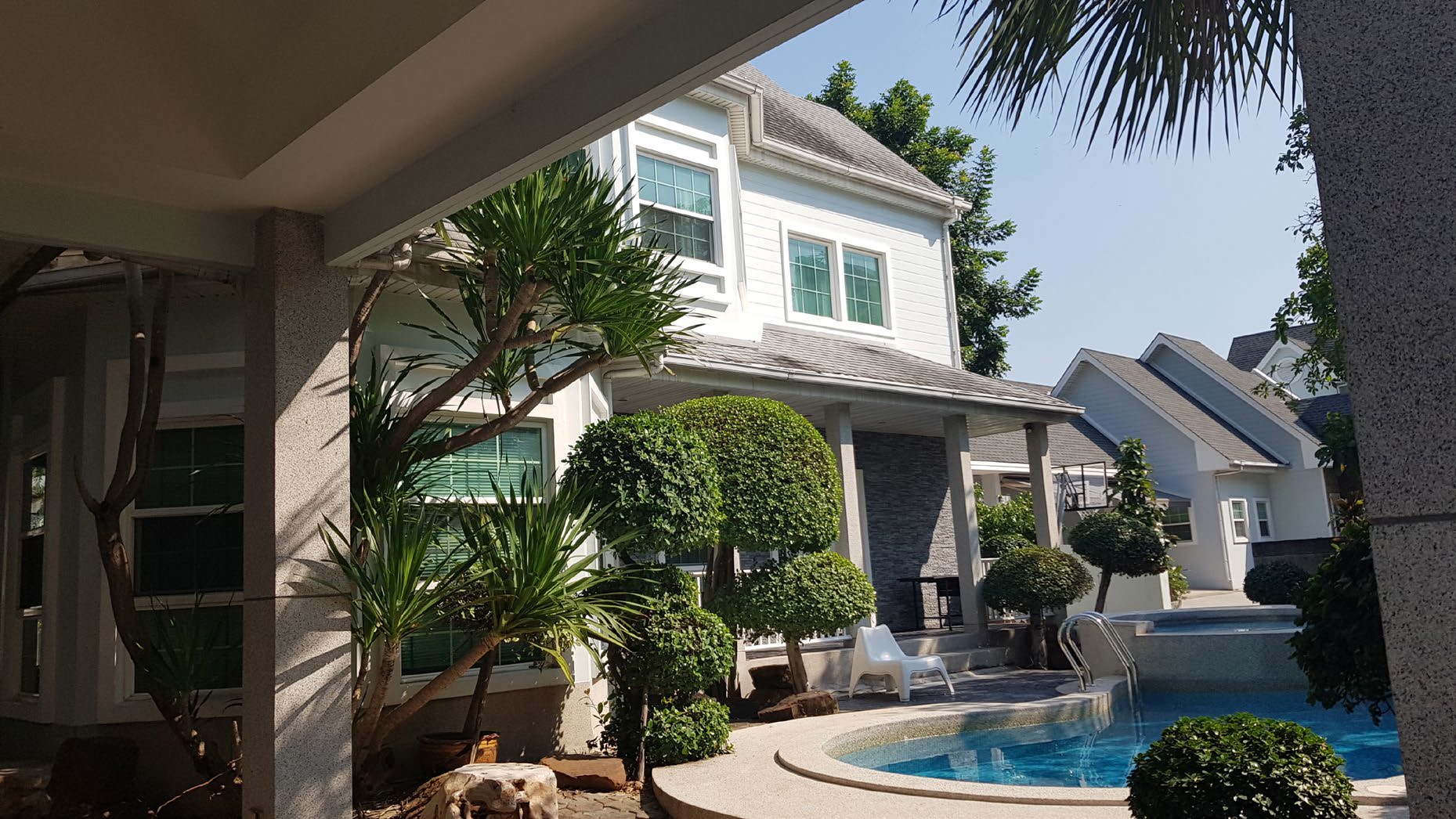 Pre ville 2884 House villa