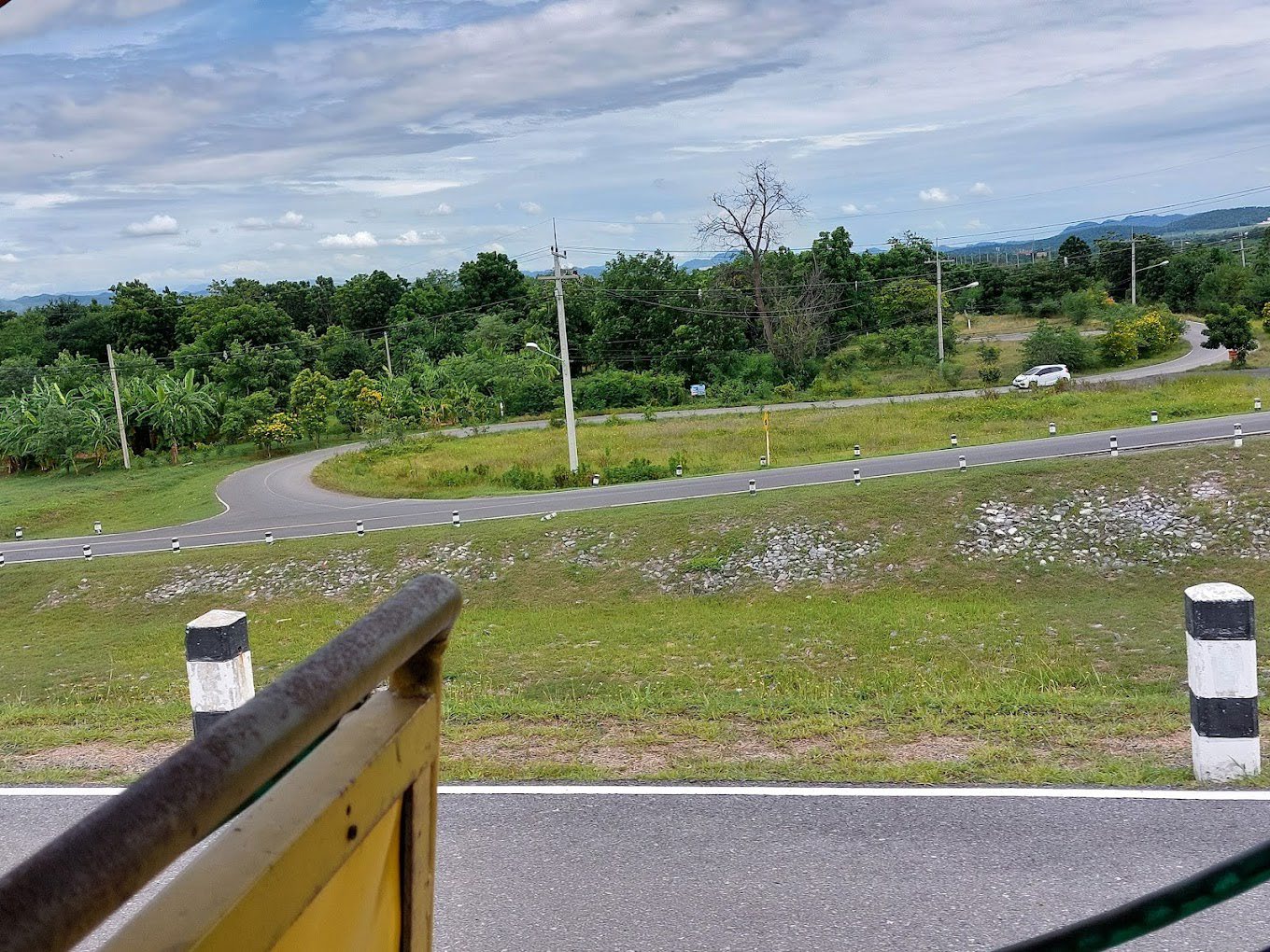 Pasak Chonlasit Dam ROAD