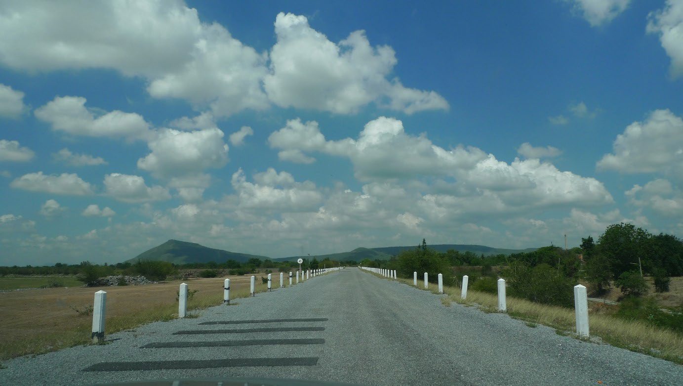 Pasak Chonlasit Dam ROAD