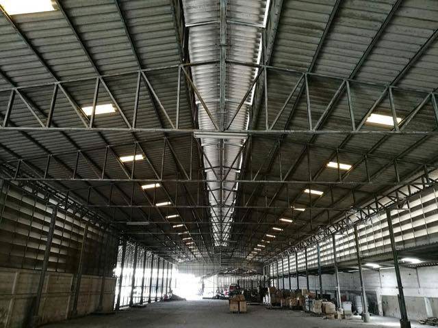 Thep Warehouse Ngamwongwan