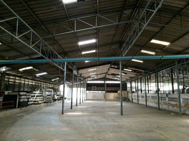 Thep Warehouse Ngamwongwan