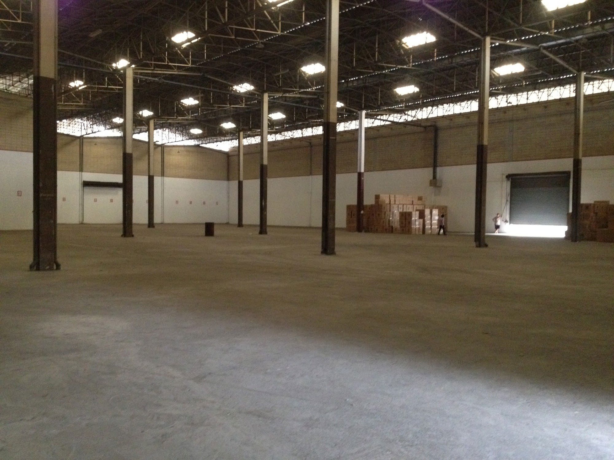 Tonburi Warehouse