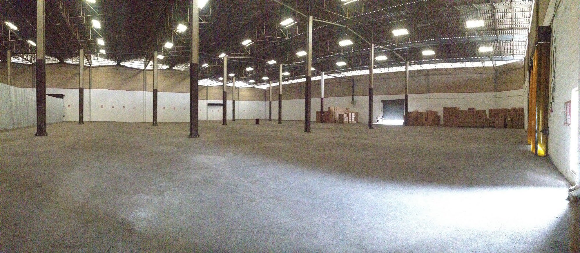 Tonburi Warehouse