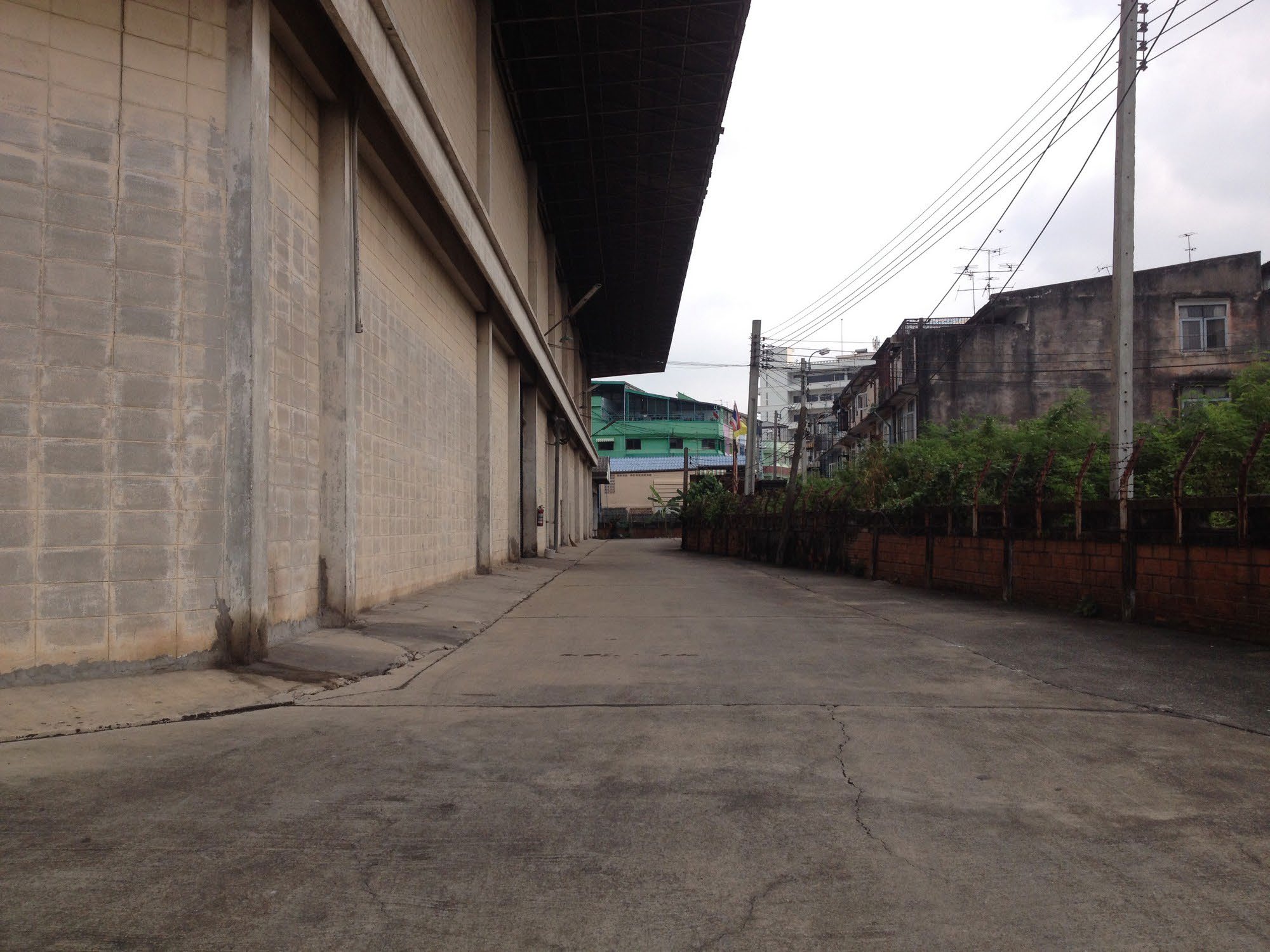 Tonburi Warehouse