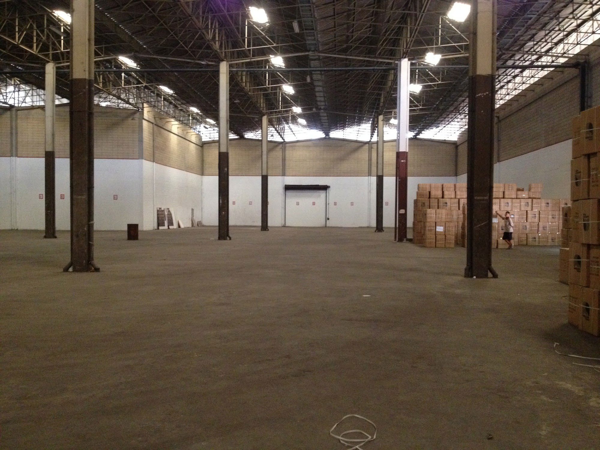Tonburi Warehouse