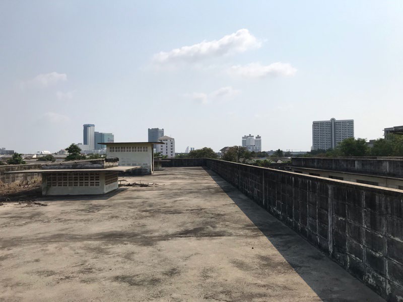 Udomsuk Warehouse