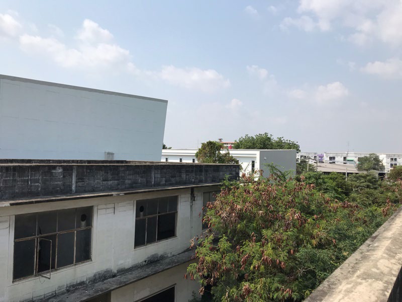 Udomsuk Warehouse