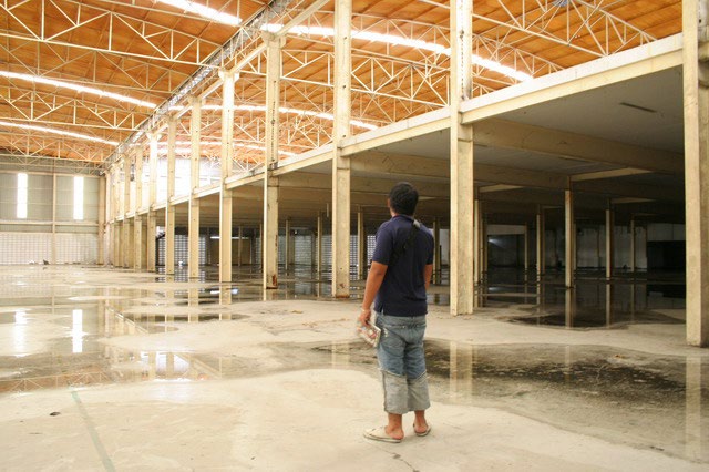 Vigrom warehouse (Empty Warehouse)