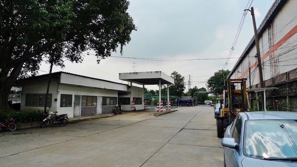 Warehouse Outdoor Khem