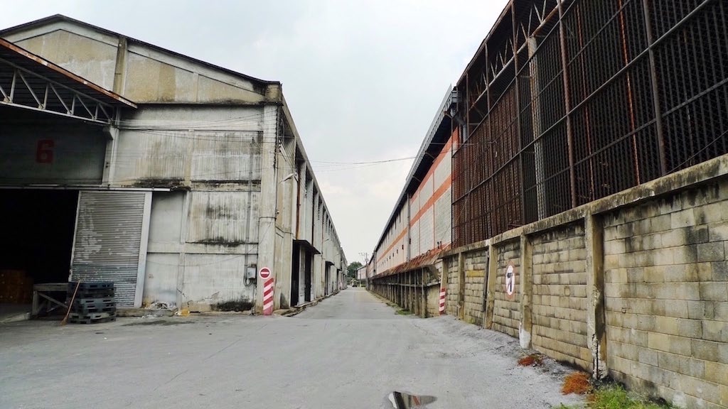 Warehouse Outdoor Khem