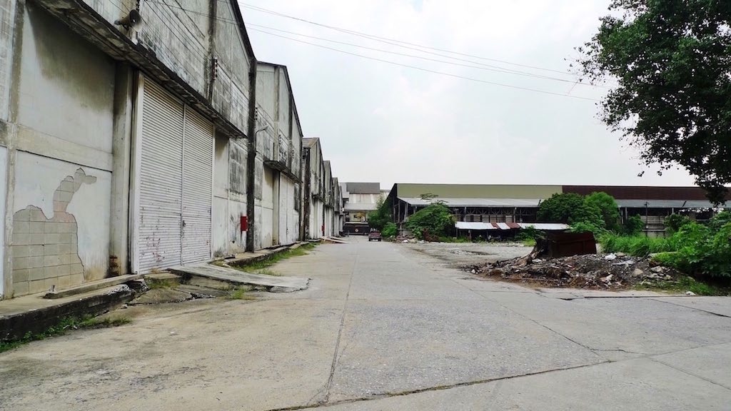 Warehouse Outdoor Khem