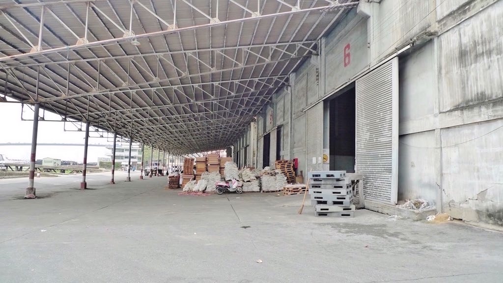 Warehouse Outdoor Khem