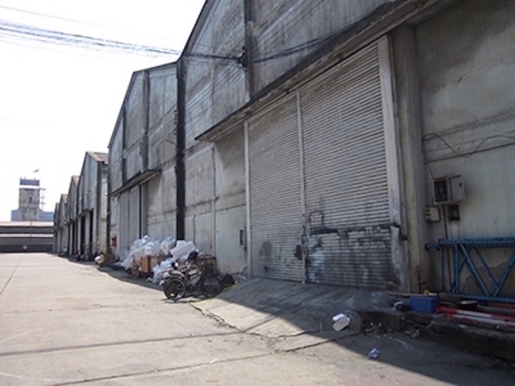 Warehouse Outdoor Khem