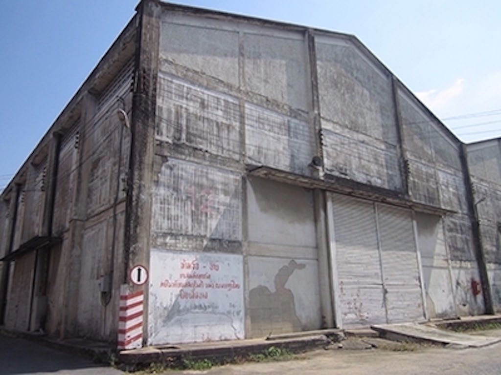 Warehouse Outdoor Khem