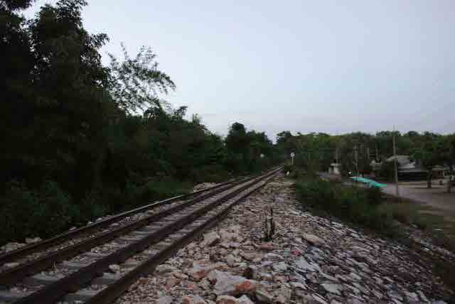 RAIL DEFILE  KAOPOON