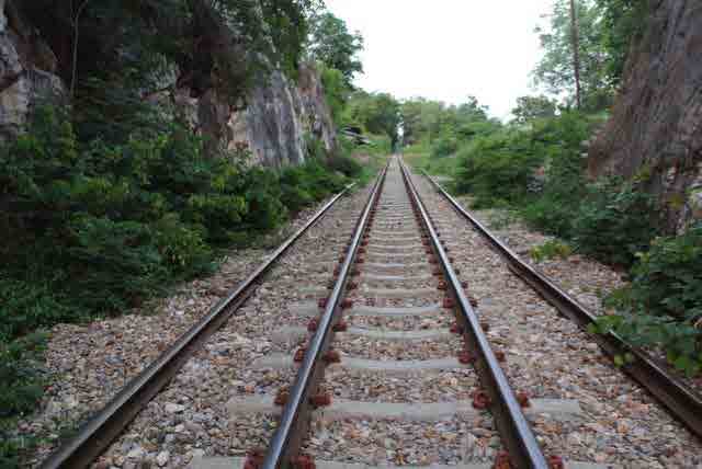 RAIL DEFILE  KAOPOON