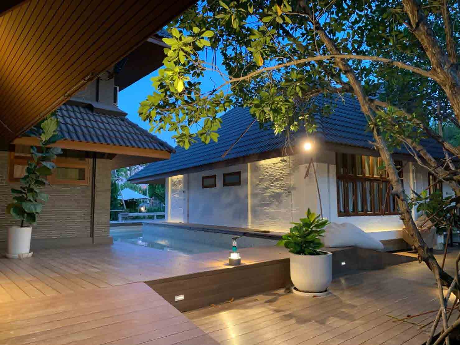 Surrounding