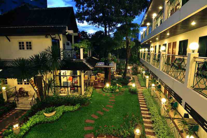Charlies House  hotel
