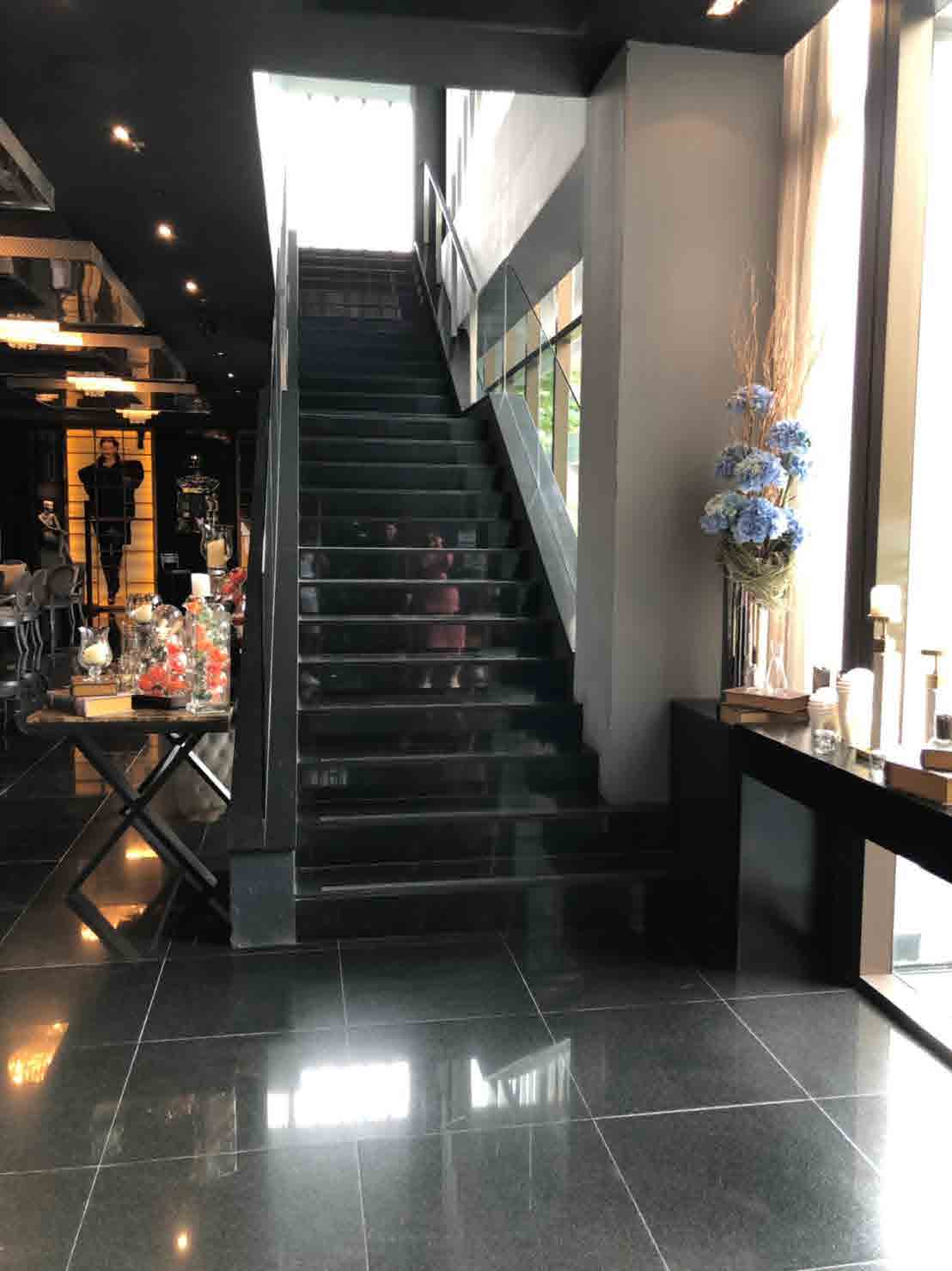 Vie Bar
