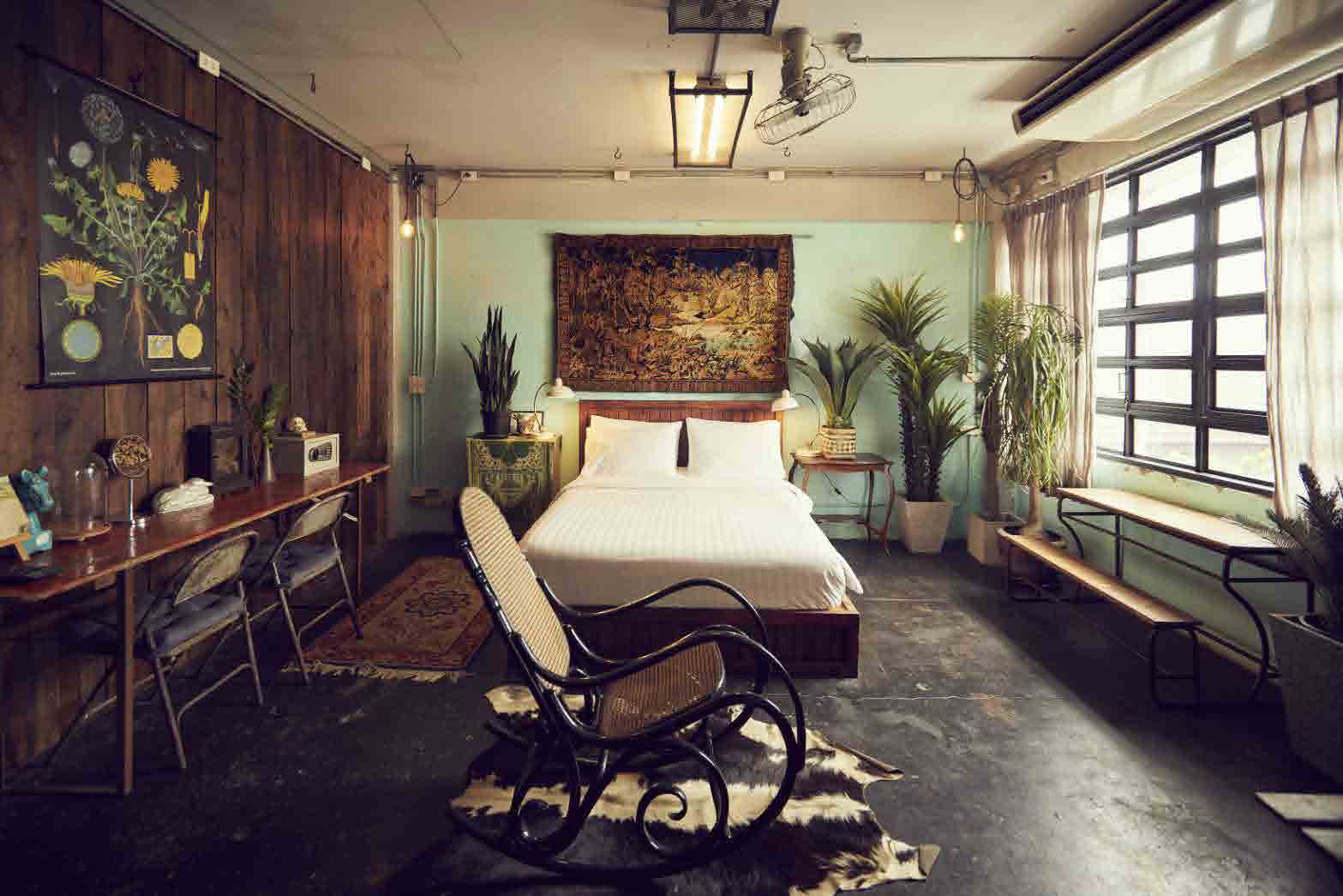 Mustang Nero Hotel