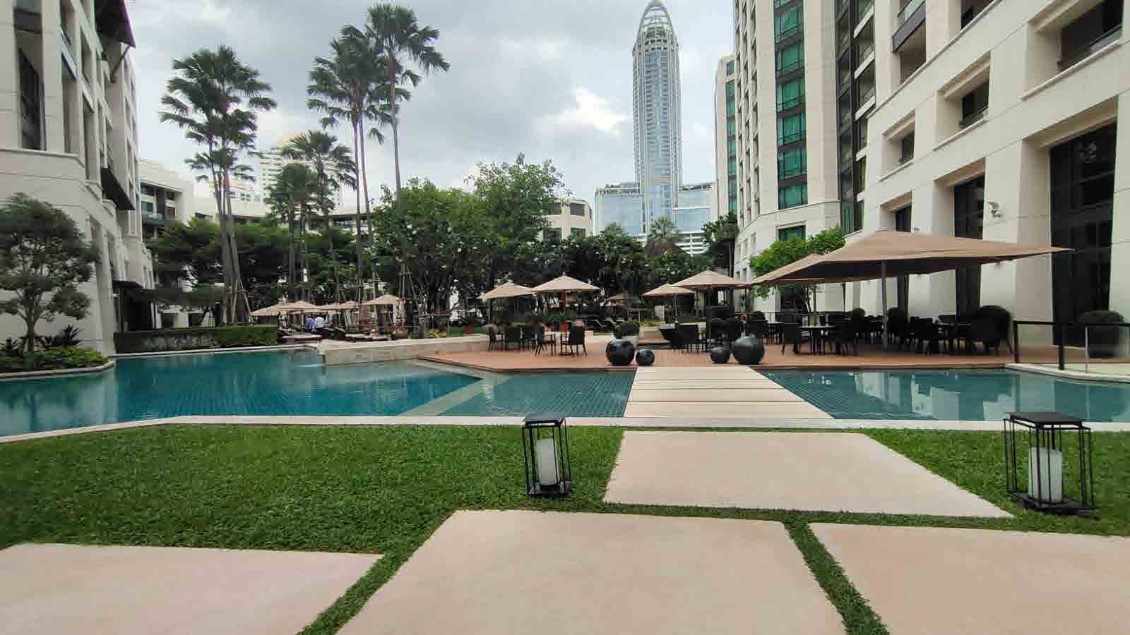 Siam Kempinski Pool Area
