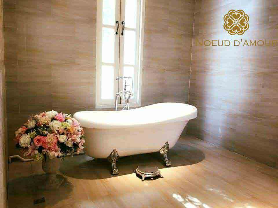 Noeud d_Amour Saraburi