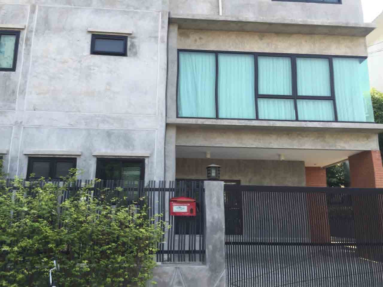 Happori's studio Bangkok